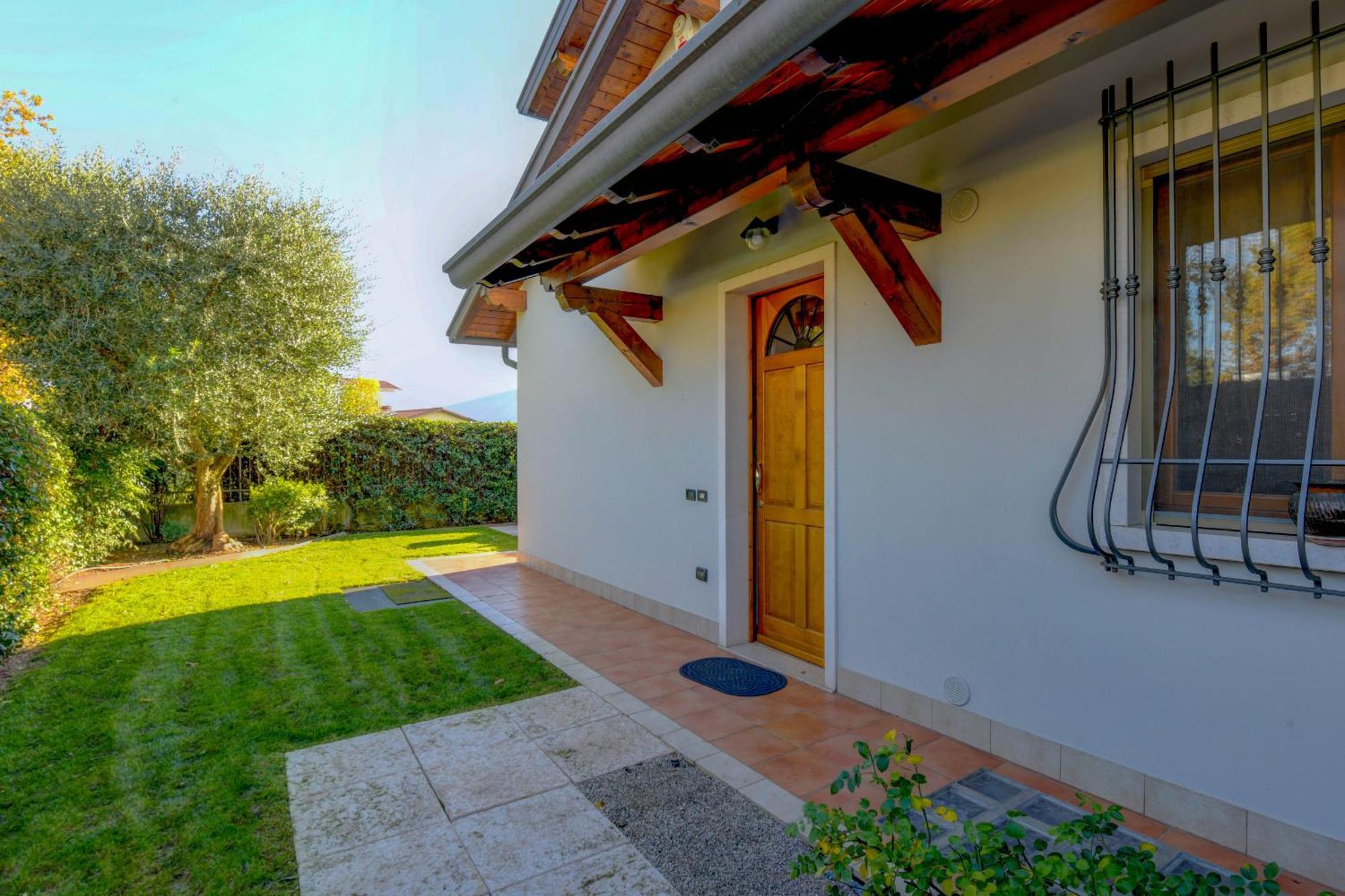 My Peschiera Family Home Xl Пескьера-дель-Гарда Экстерьер фото